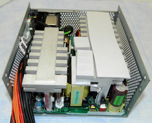 power supply with thermal pads